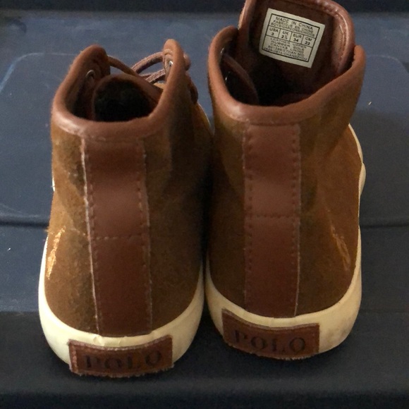 Shoes - Picture 2 of 4